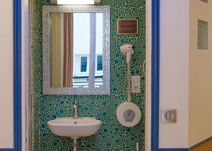 Hotel Marignan *