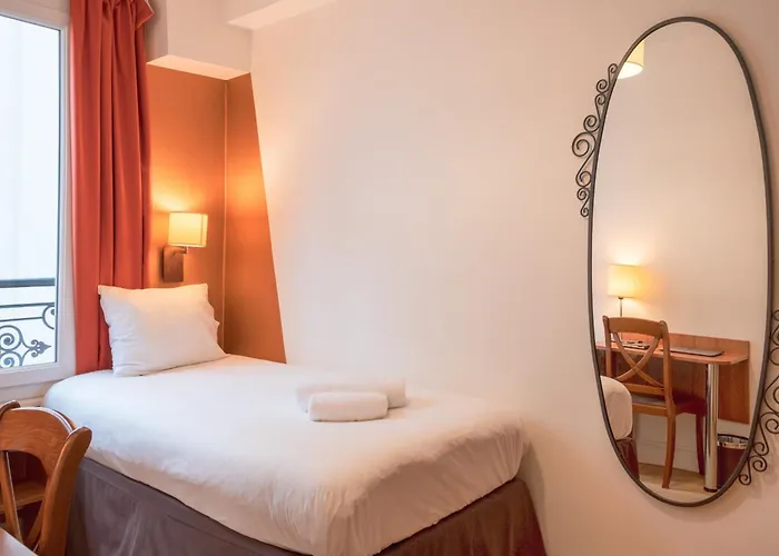 Marignan Hotel *