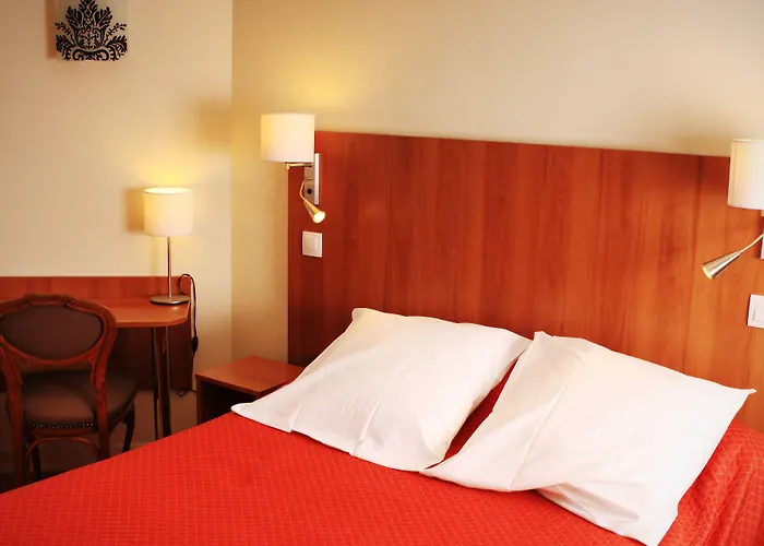Marignan Hotel *
