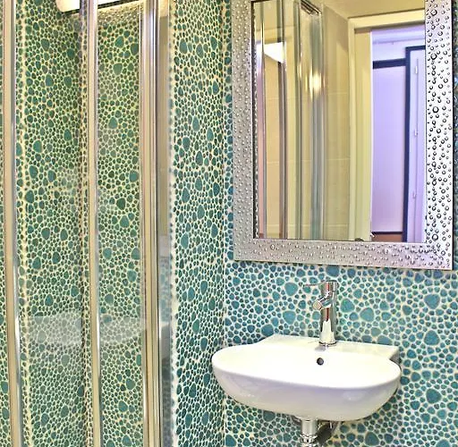 Hotel Marignan *