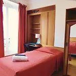 Marignan Szálloda *