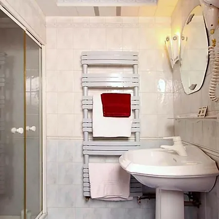 Hotel Marignan Paris