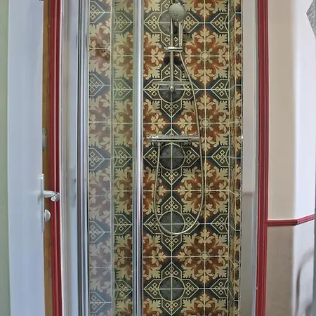 Szálloda Marignan *