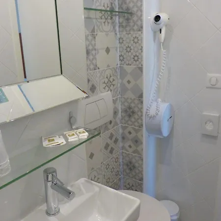מלון Marignan פריז