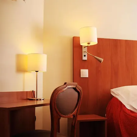 Marignan Hotell *
