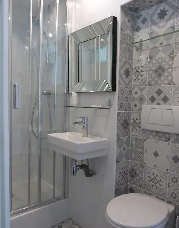 Marignan מלון
