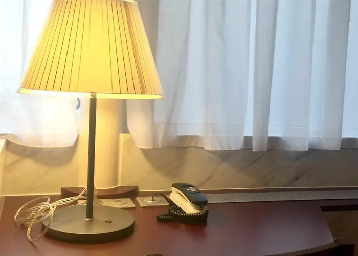 Отель Marignan *